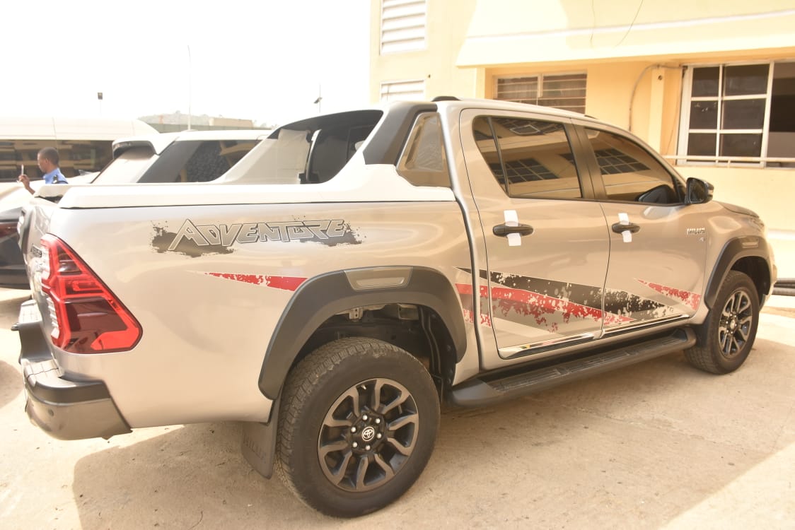 Police Arrests 39-Year-Old Ex Convict Who Specialises In Stealing Packed Cars (Video)