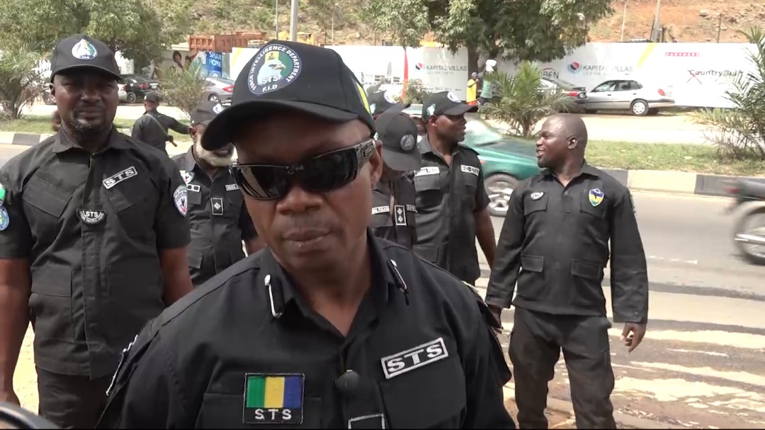 Suspected Bandit Attempts To Disarm Police Operatives During Arrest