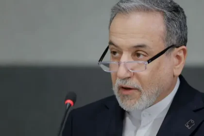 Iran and Pakistan discuss 'issues related to the ceasefire'