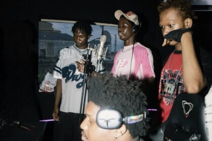 FL STUDIO II Lyrics by Scottyolorin & R33NZO Feat. Champz