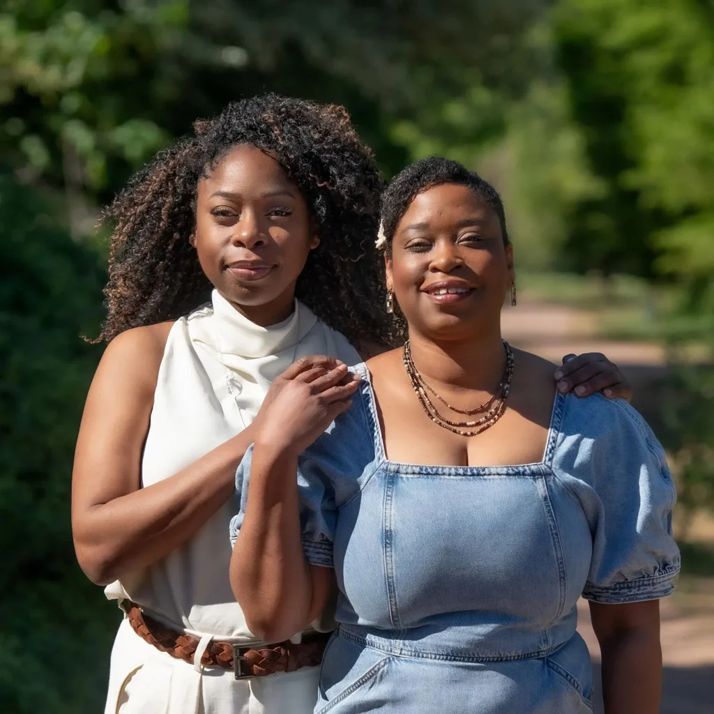Meet Michelle & Lavinia Osbourne Twins Who Have Different Fathers