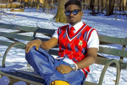 Makola Lyrics by Kuami Eugene