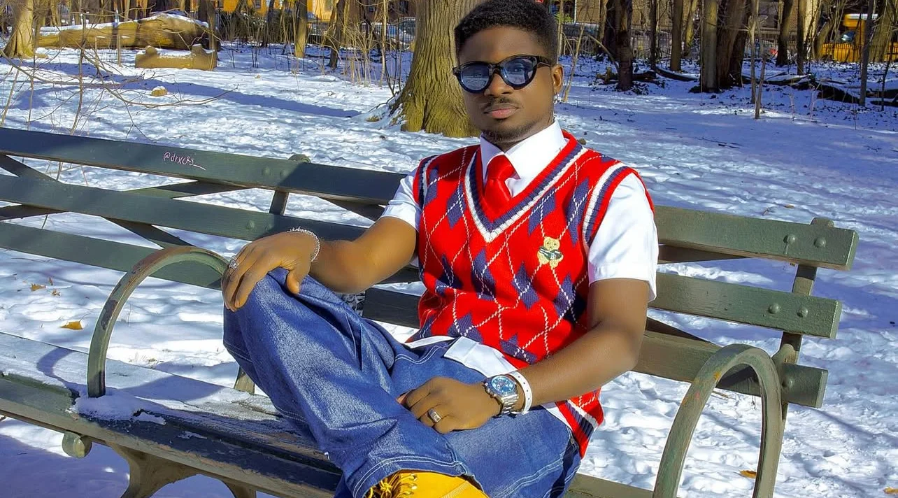 Makola Lyrics by Kuami Eugene